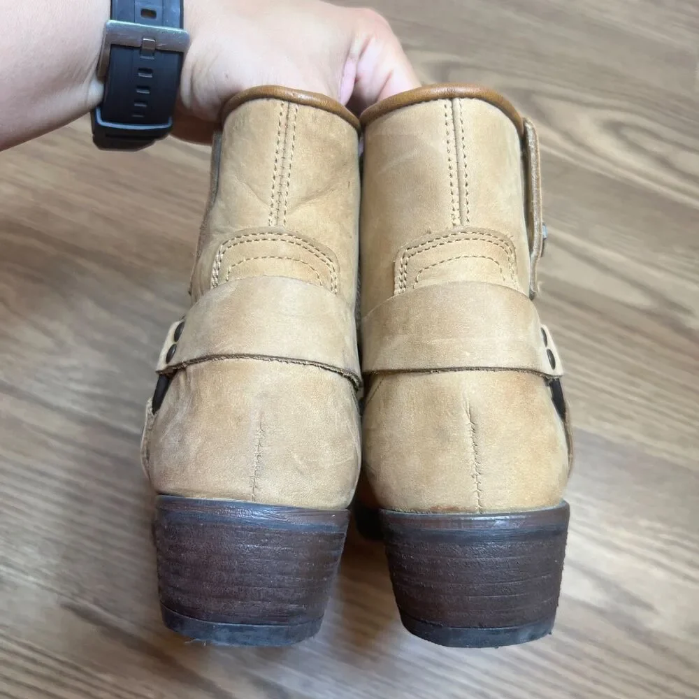 Harley Davidson Abbington Tan D84493 Women's 6 M Harness Ankle Boots